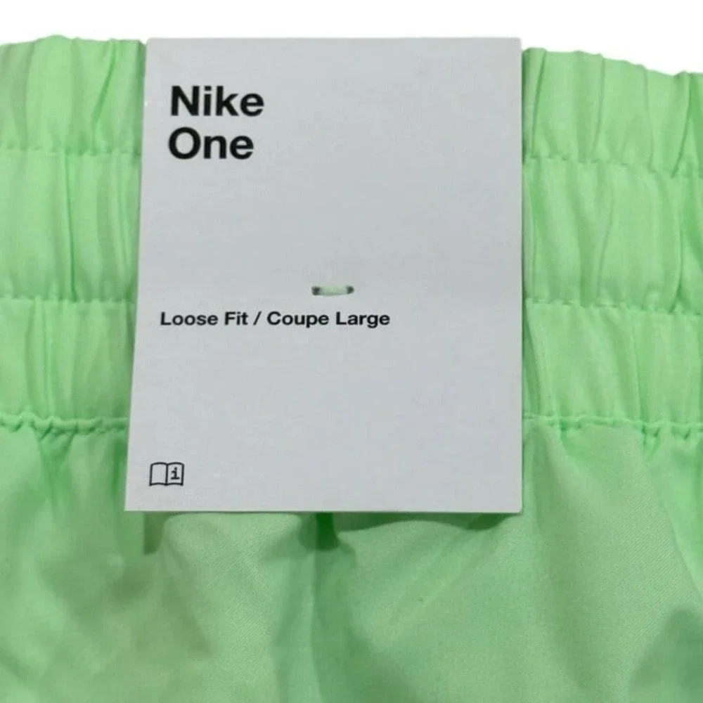 Nike Dri-FIT Training Shorts Kids Small (5-6 years) Lime Green‎ NWT
